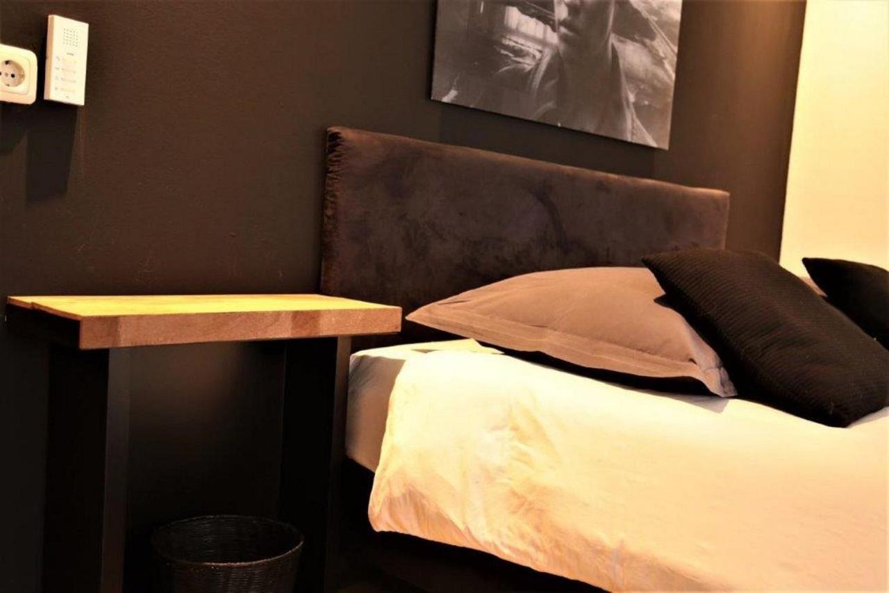 Bed and Breakfast Accademia00 à Maastricht Extérieur photo